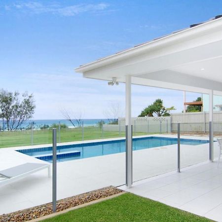 Sentosa On Tugun - Beachfront 5 Bedroom Gold Coast Esterno foto
